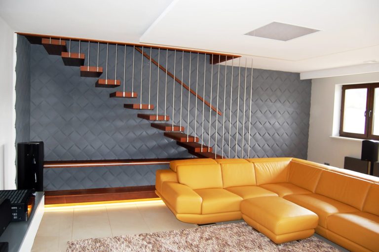 Czy schody drewniane w mieszkaniu to dobry wybór